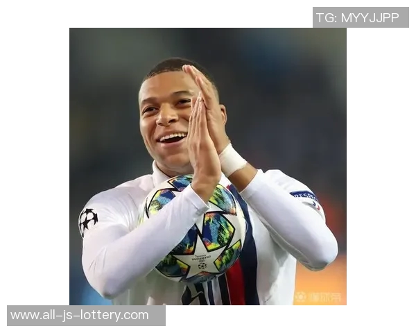 荣耀时刻,姆巴佩领取西甲9月最佳球员奖 荣耀时刻,姆巴佩领取西甲9月最佳球员奖