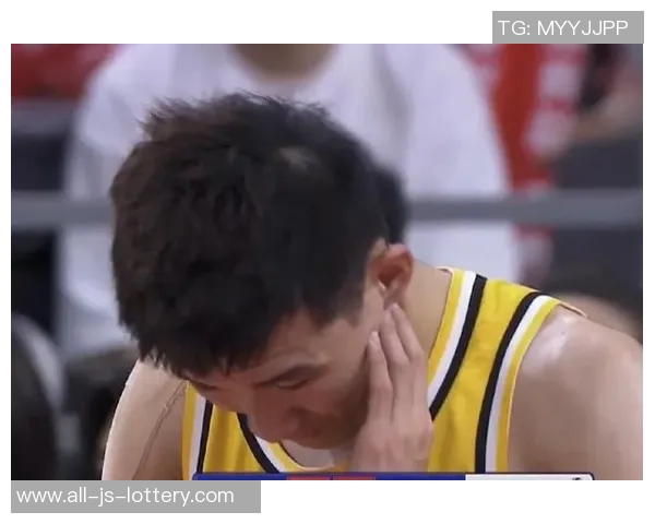 被死亡隔扣又怎样？胡金秋狂砍37分创职业生涯新高